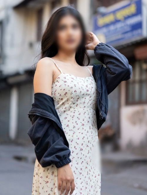 Navneet Kaur - Call Girl Mussoorie